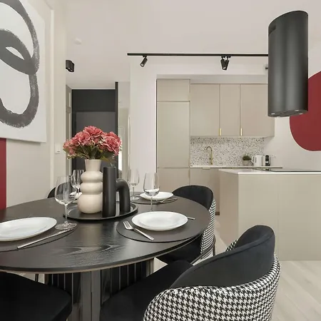 Apartamento Luksusowe W Centrum Wroclawia Blisko Parku Z Klimatyzacja W Salonie By Renters