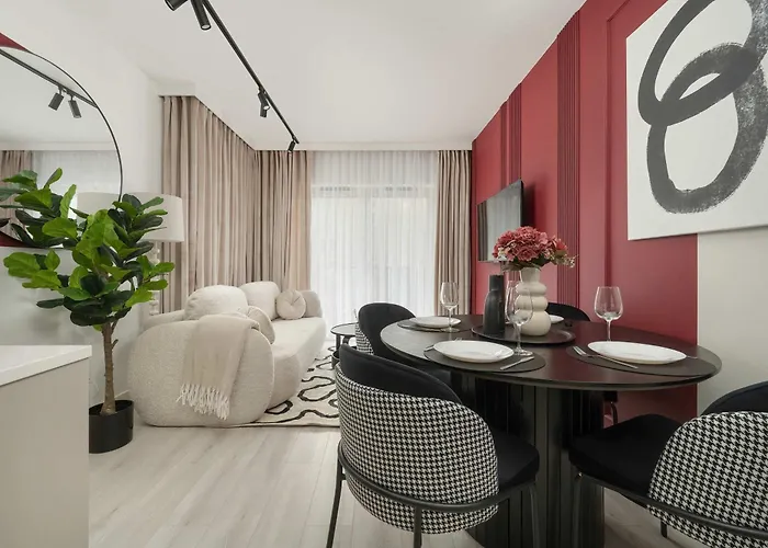 Luksusowe W Centrum Wroclawia Blisko Parku Z Klimatyzacja W Salonie By Renters * Wroclaw