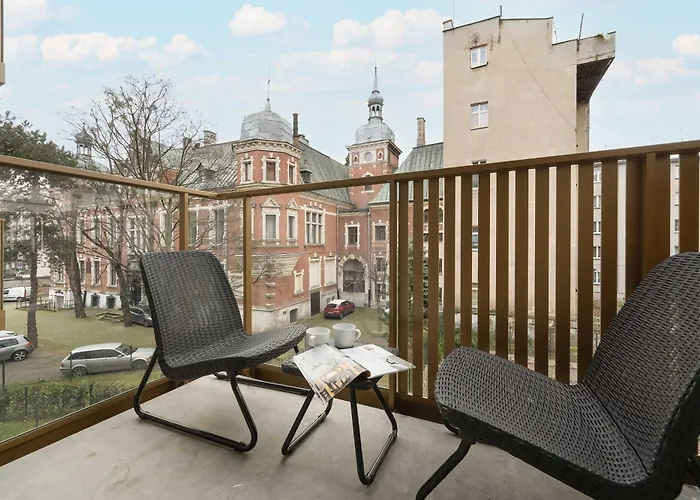 Daire Luksusowe W Centrum Wroclawia Blisko Parku Z Klimatyzacja W Salonie By Renters