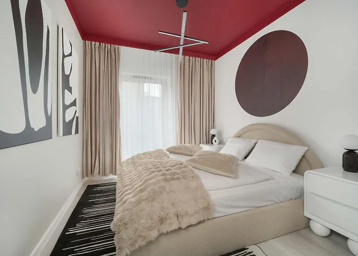 Luksusowe W Centrum Wroclawia Blisko Parku Z Klimatyzacja W Salonie By Renters *