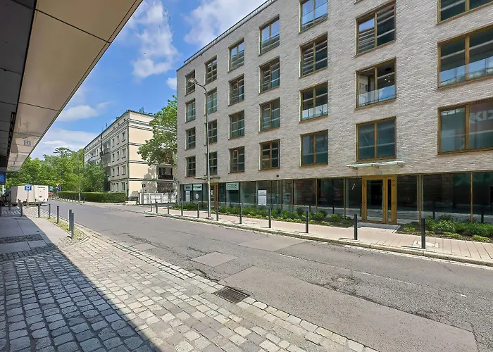 Daire Luksusowe W Centrum Wroclawia Blisko Parku Z Klimatyzacja W Salonie By Renters Wroclaw