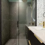 アパート Luksusowe W Centrum Wroclawia Blisko Parku Z Klimatyzacja W Salonie By Renters ヴロツワフ