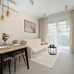 Luksusowe W Centrum Wroclawia Blisko Parku Z Klimatyzacja W Salonie By Renters アパート ヴロツワフ