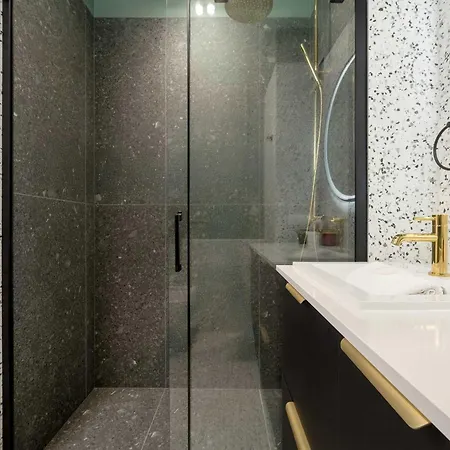 Apartamento Luksusowe W Centrum Wroclawia Blisko Parku Z Klimatyzacja W Salonie By Renters Wrocław