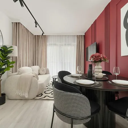 Luksusowe W Centrum Wroclawia Blisko Parku Z Klimatyzacja W Salonie By Renters * Wrocław