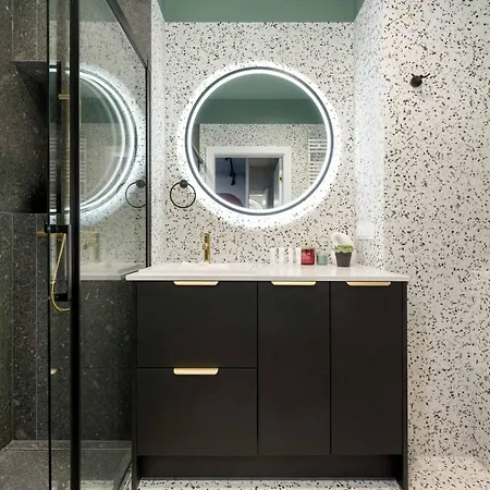 Luksusowe W Centrum Wroclawia Blisko Parku Z Klimatyzacja W Salonie By Renters Apartamento