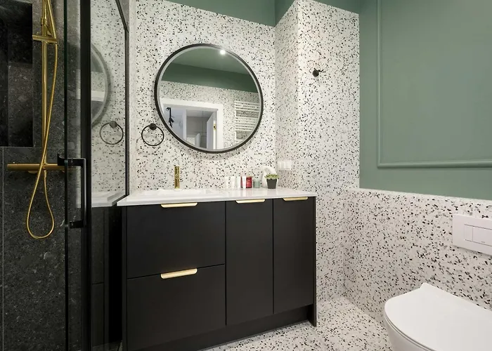 Luksusowe W Centrum Wroclawia Blisko Parku Z Klimatyzacja W Salonie By Renters Lägenhet