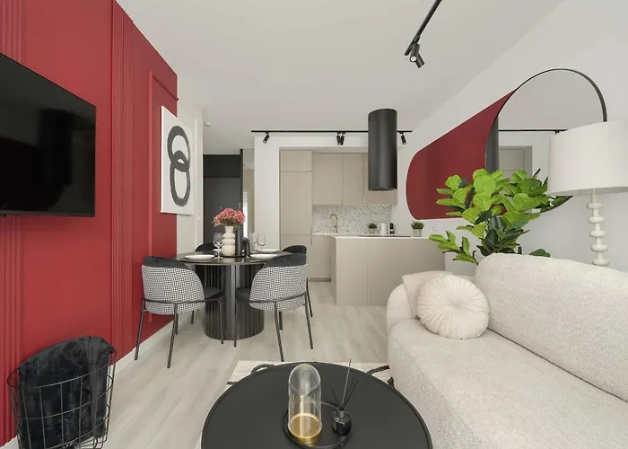 Luksusowe W Centrum Wroclawia Blisko Parku Z Klimatyzacja W Salonie By Renters Wrocław