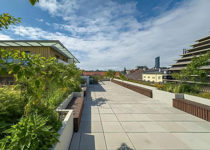 Luksusowe W Centrum Wroclawia Blisko Parku Z Klimatyzacja W Salonie By Renters Lägenhet Wrocław